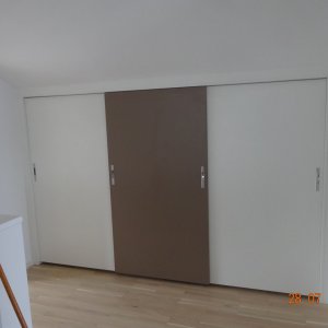 Schiebetürschrank